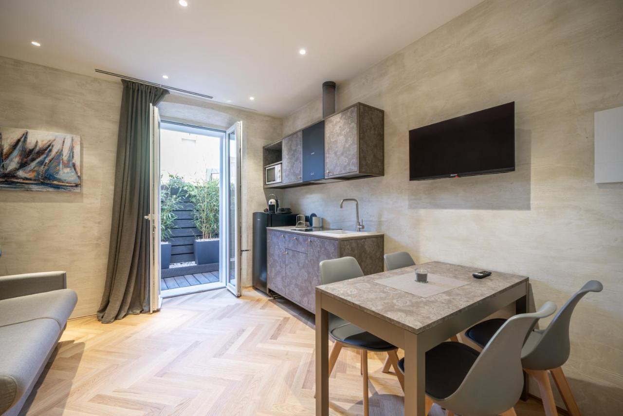 Sea Garden Apartments & Rooms Grado Esterno foto