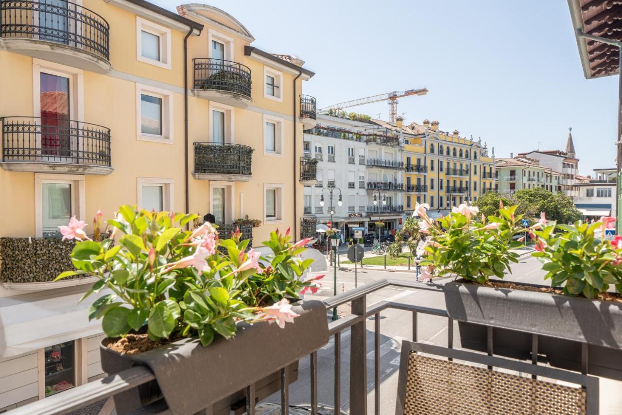 Sea Garden Apartments & Rooms Grado Esterno foto